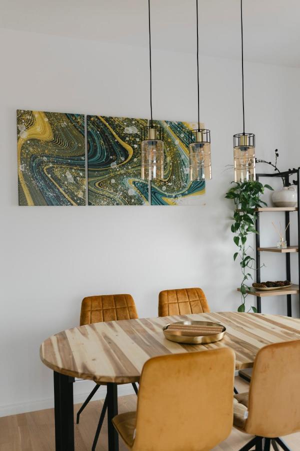 The Forest - Luxe Central Apt With Free Secured Parking บราชอฟ ภายนอก รูปภาพ