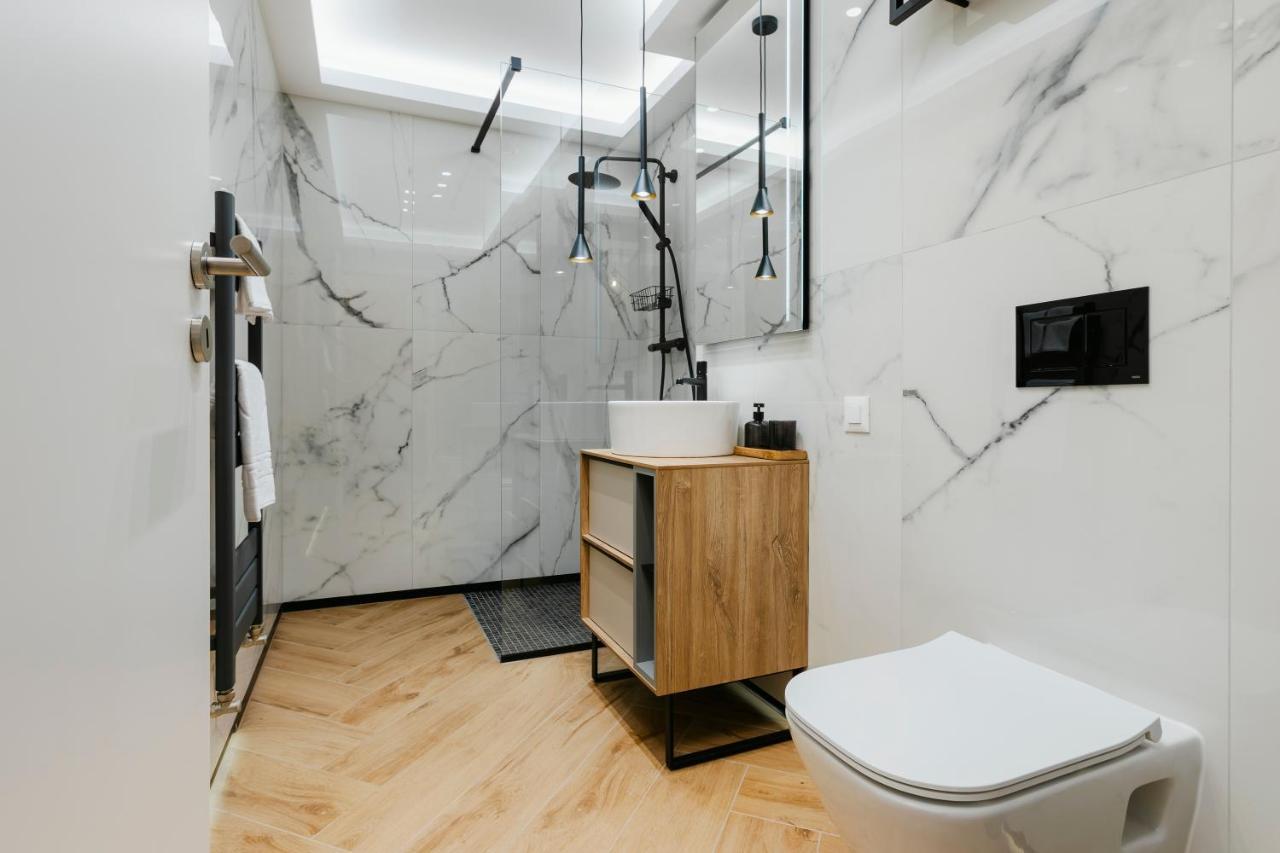 The Forest - Luxe Central Apt With Free Secured Parking บราชอฟ ภายนอก รูปภาพ