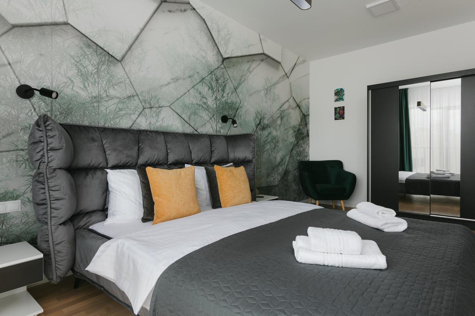 The Forest - Luxe Central Apt With Free Secured Parking บราชอฟ ภายนอก รูปภาพ